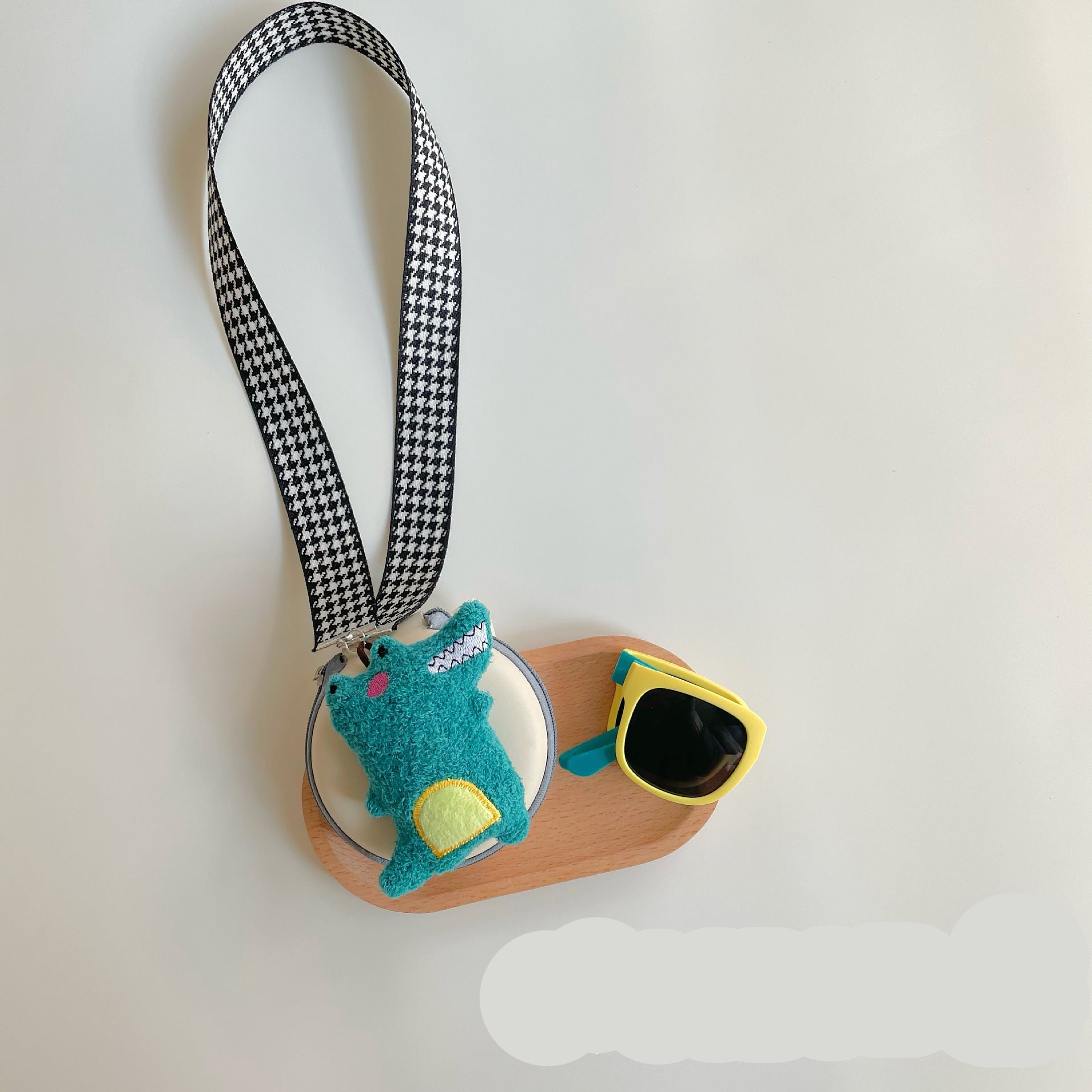 Wholesale Children's portable folding sunglasses with box set